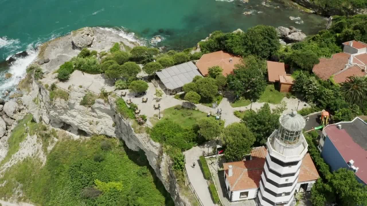 Stock Video Birds Flying Across A Lighthouse Live Wallpaper For PC - Free Download
