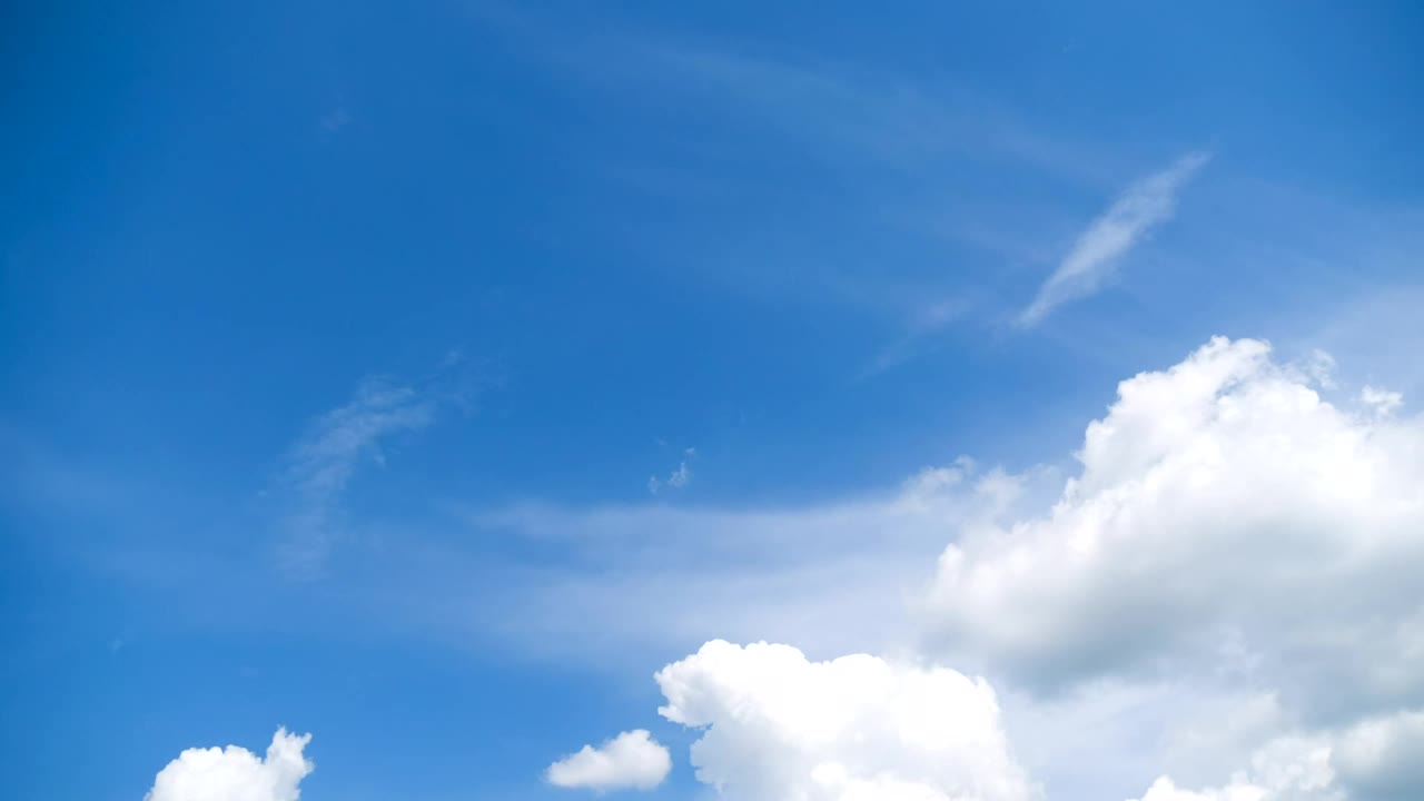 Video Stock Clouds Moving Smoothly In The Sky Live Wallpaper For PC - Free Download