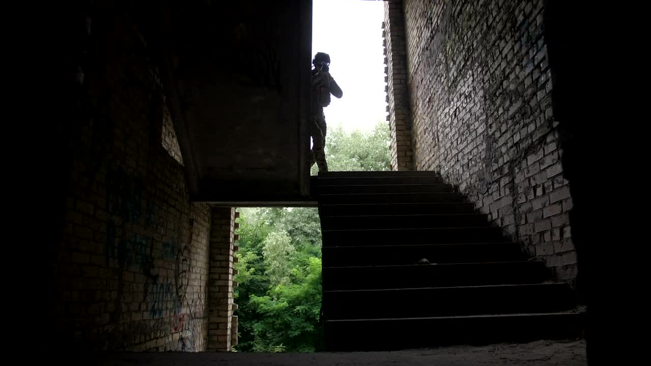 Free Video Stock Soldiers Moving Towards Objective Live Wallpaper - Free Download