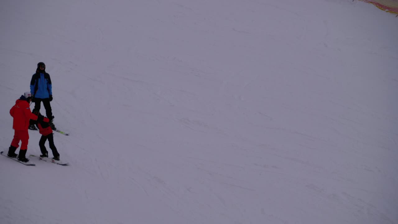 Video Stock Practicing Snowboarding In The Mountain Live Wallpaper Free - Free Download