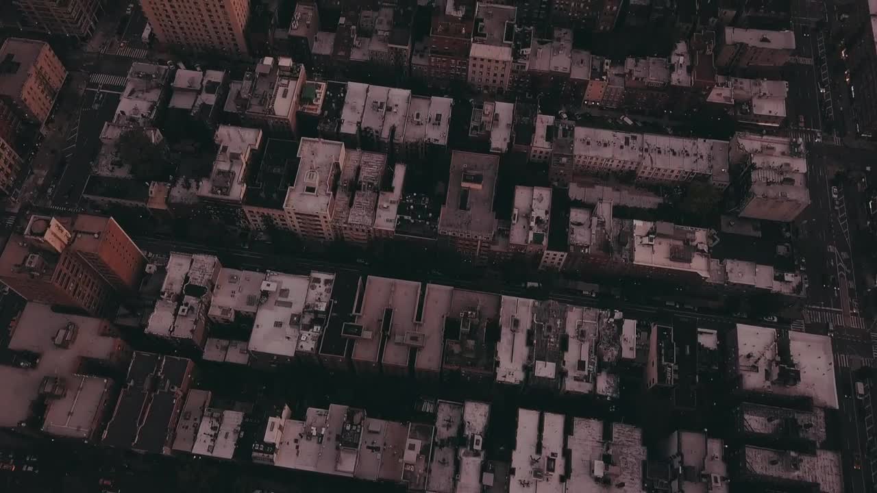 Free Video Stock tilt aerial shot of the skyline in manhattan nyc Live Wallpaper - Free Download
