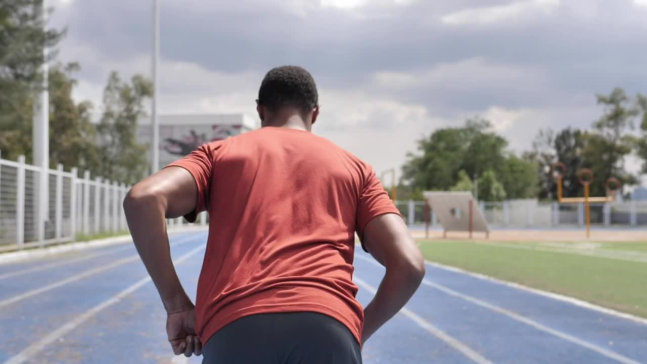 Stock Video Man From Behind Running In A Sports Center Animated Wallpaper - Free Download