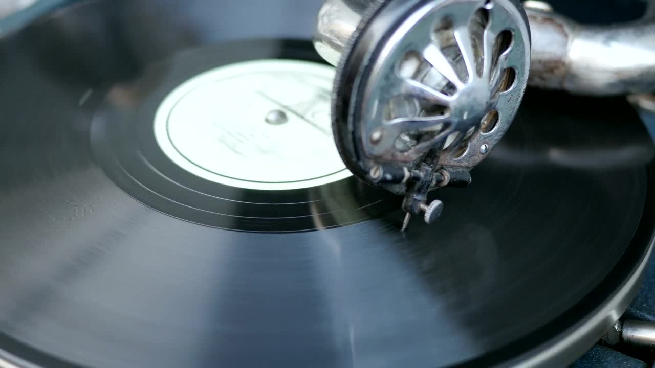 Stock Video Old Turntable Playing A Record Live Wallpaper - Free Download