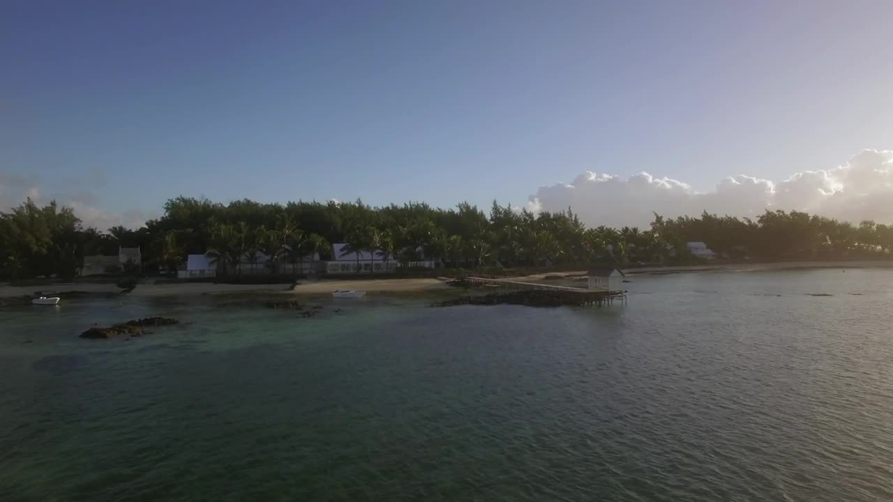 Stock Video Holiday Resort On The Coast Animated Wallpaper - Free Download