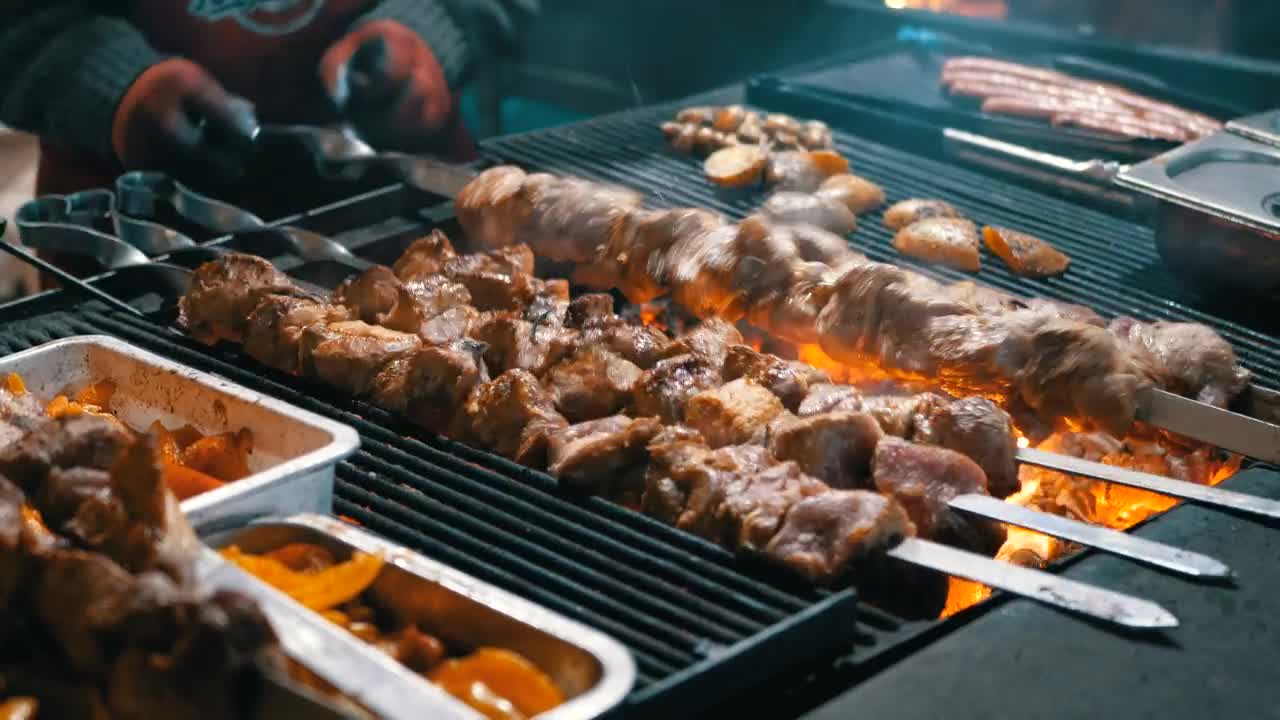 Stock Video Grilling Meat On The Street Live Wallpaper For PC - Free Download