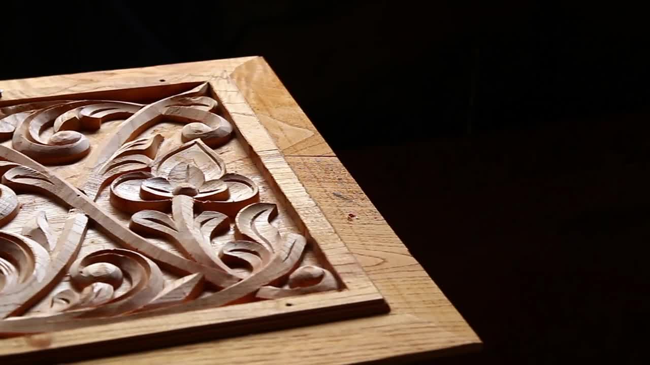 Stock Video Beautiful Wood Carving Live Wallpaper For PC - Free Download