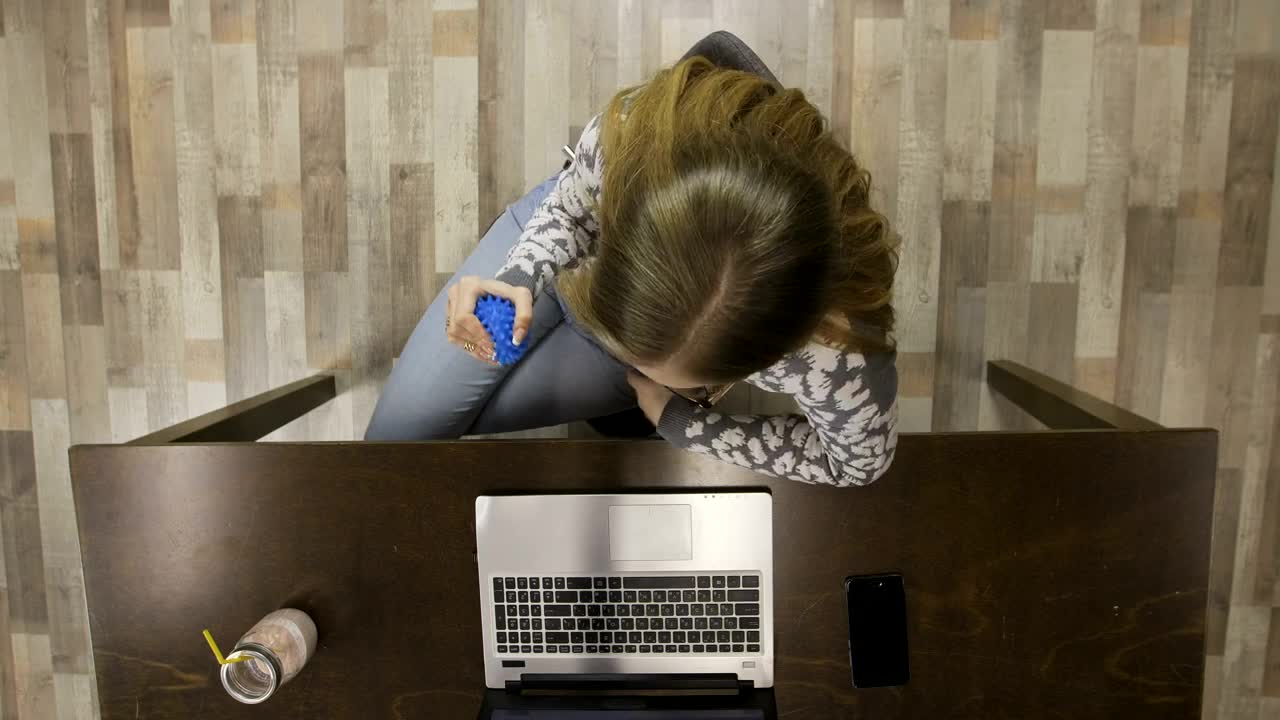 Free Video Stock Stressed Woman Working Slowly Live Wallpaper - Free Download