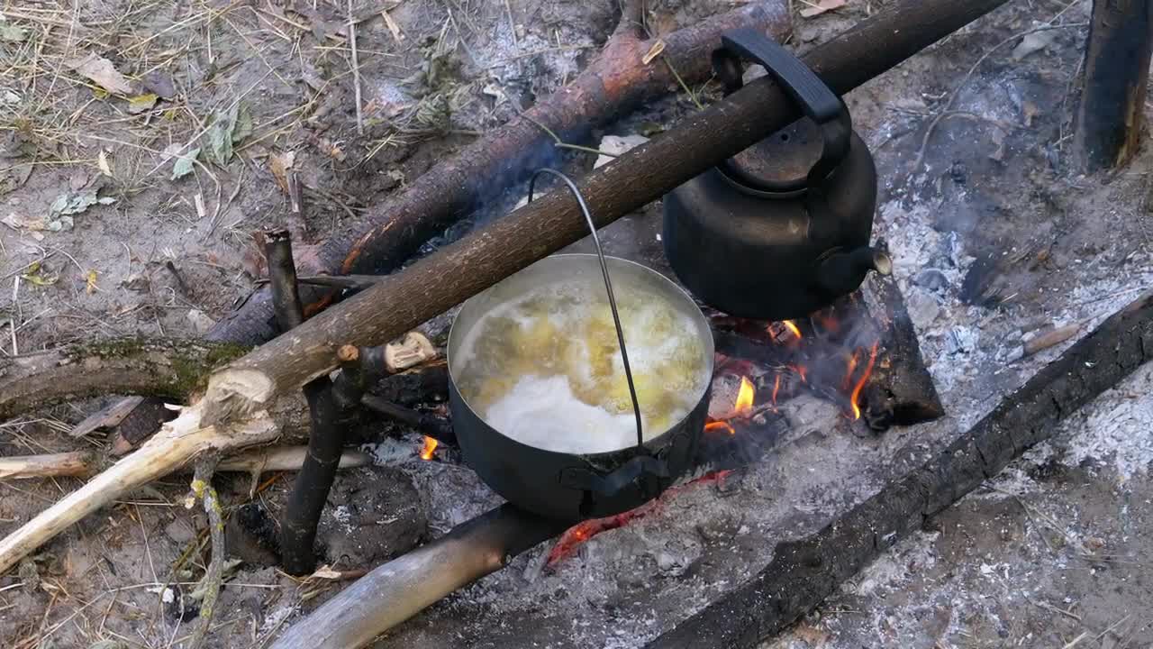 Stock Video Cooking Over A Campfire Live Wallpaper For PC - Free Download