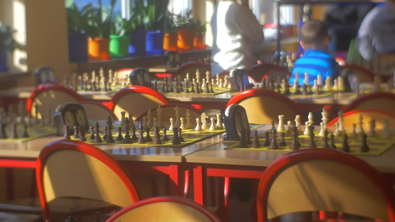 Free Video Stock tables with chess board games Live Wallpaper - Free Download