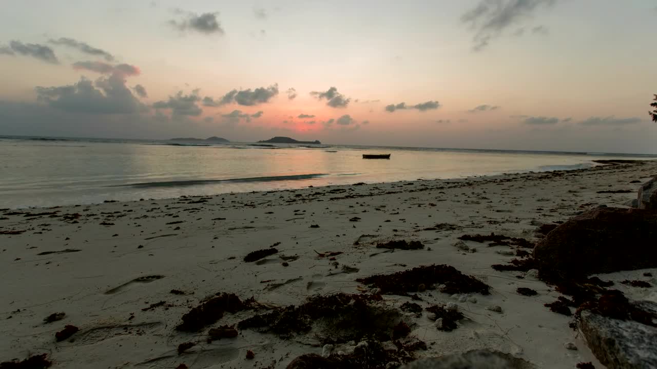 Stock Video Dusk Seen From A Beach Live Wallpaper For PC - Free Download
