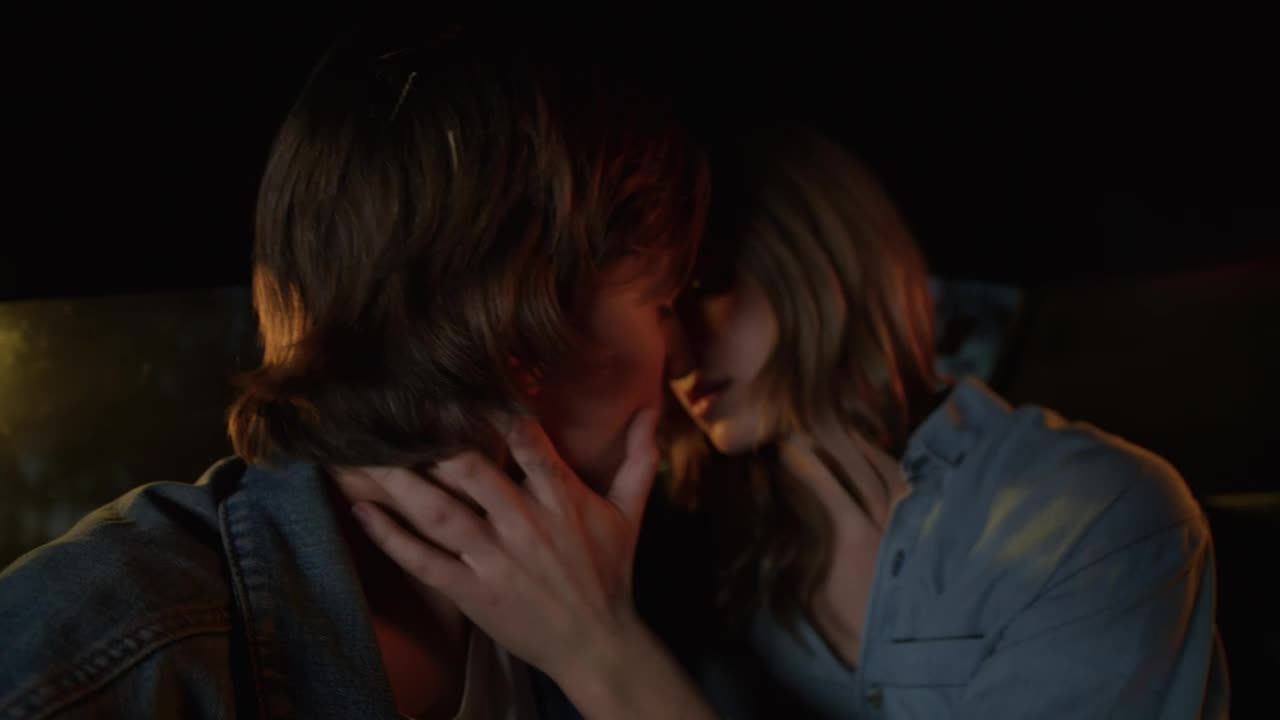 Stock Video Couple Kissing In A Car Live Wallpaper For PC - Free Download