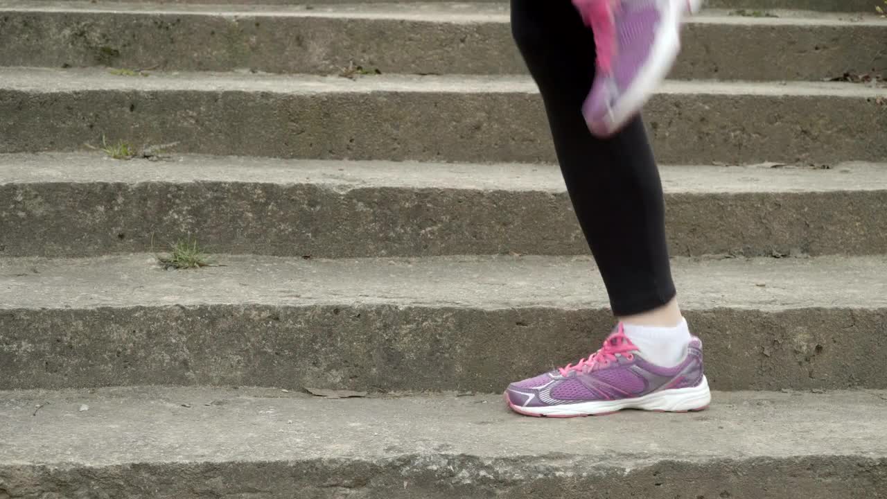 Stock Footage Warming Up For A Run Live Wallpaper - Free Download