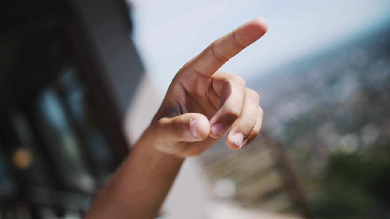 Video Stock Pointing From A Balcony Live Wallpaper Free - Free Download
