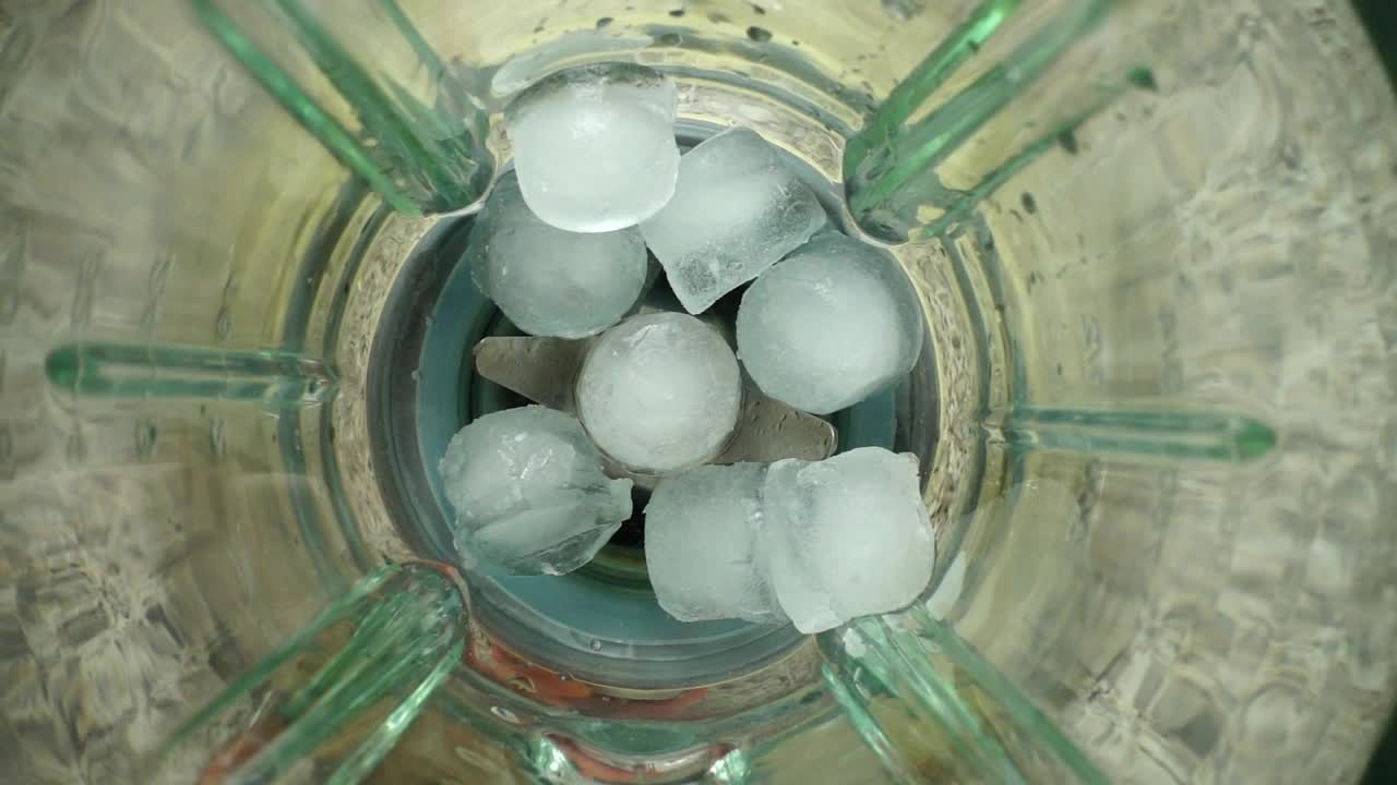 Stock Video Grinding Ice In The Blender Live Wallpaper For PC - Free Download