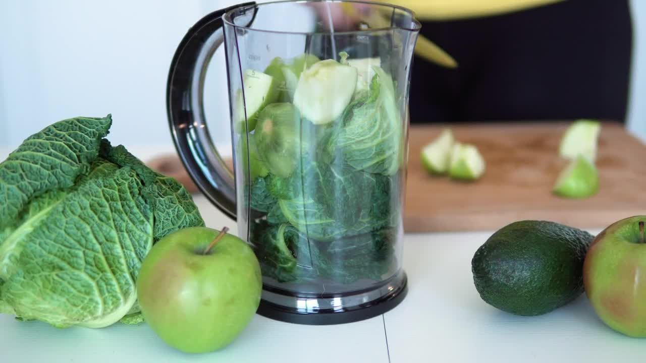Video Stock Person Preparing A Healthy Drink Live Wallpaper Free - Free Download
