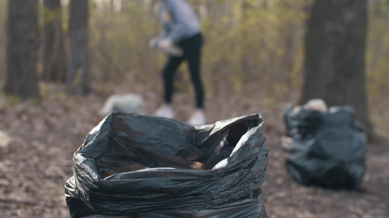 Free Stock Video Young People Recycling Plastic Bottles Live Wallpaper - Free Download