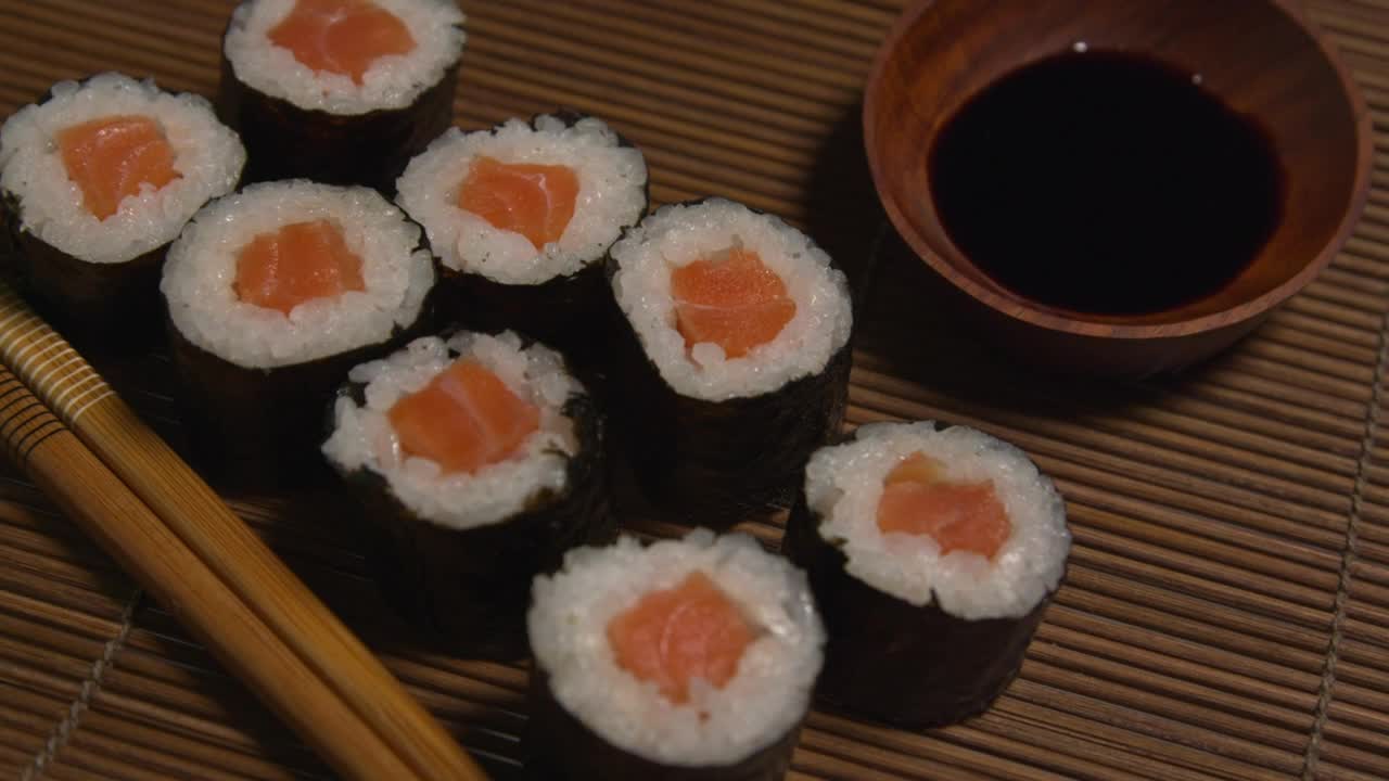 Free Stock Video Salmon Rolls By Chopsticks Live Wallpaper - Free Download