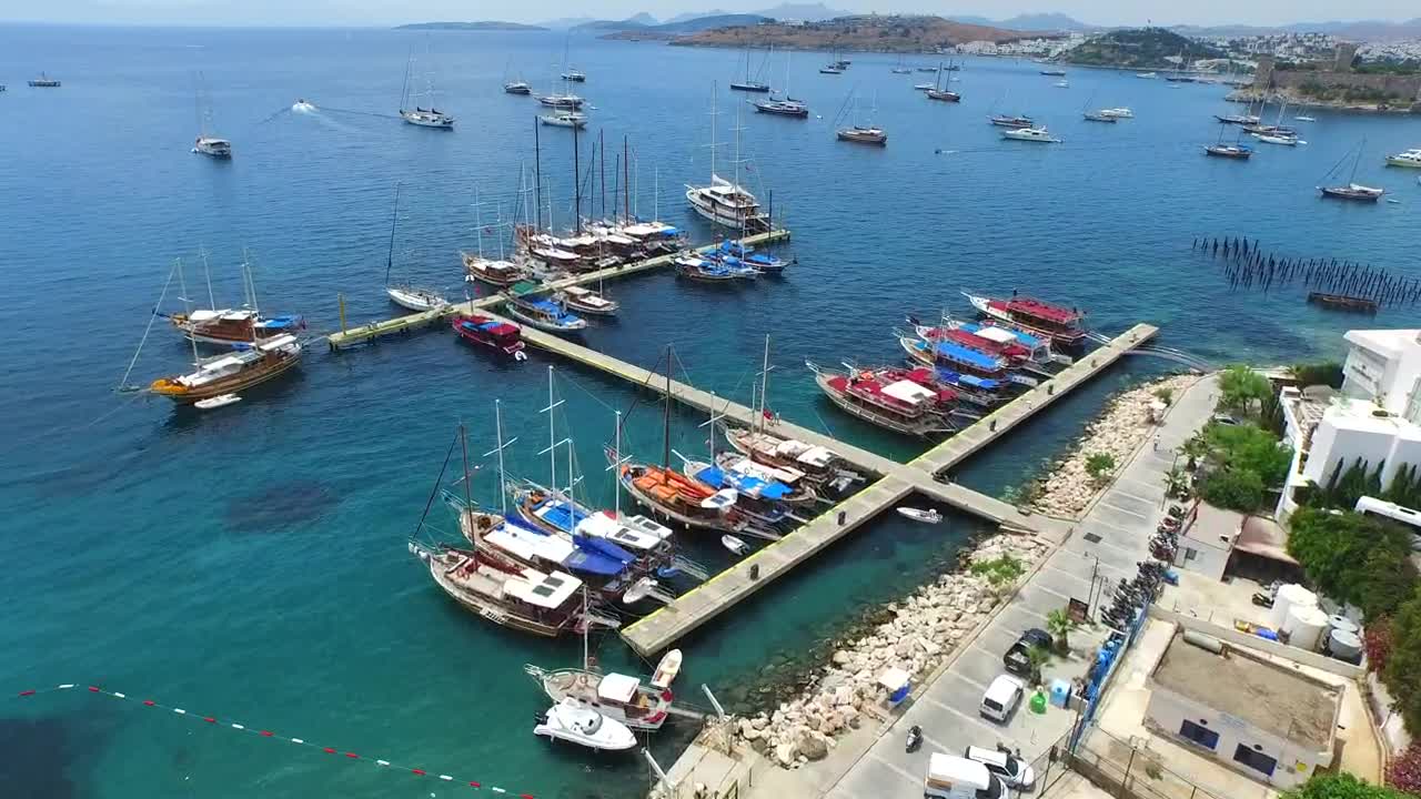 Stock Video Marina At The Seashor Animated Wallpaper - Free Download