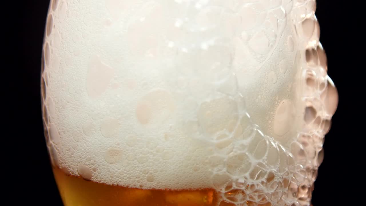 Stock Video Foam Dripping Down A Beer Glass Live Wallpaper For PC - Free Download