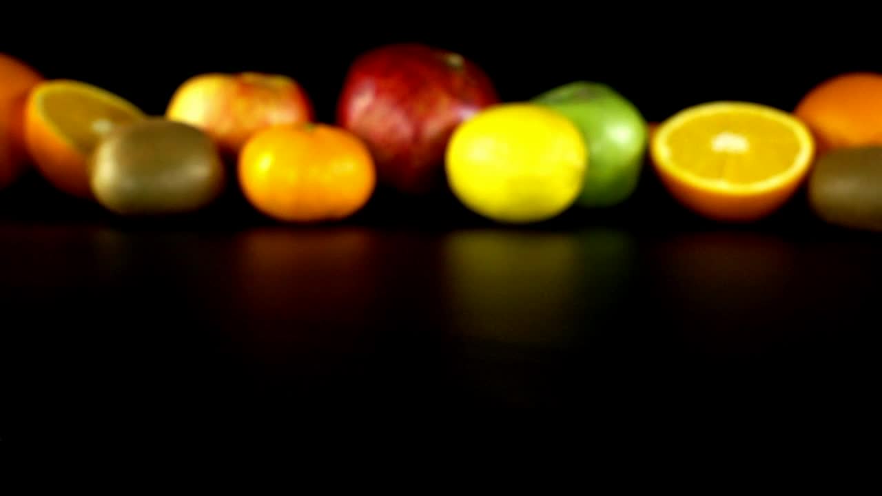 Stock Video Kiwi Halved Close To More Fruit Animated Wallpaper - Free Download