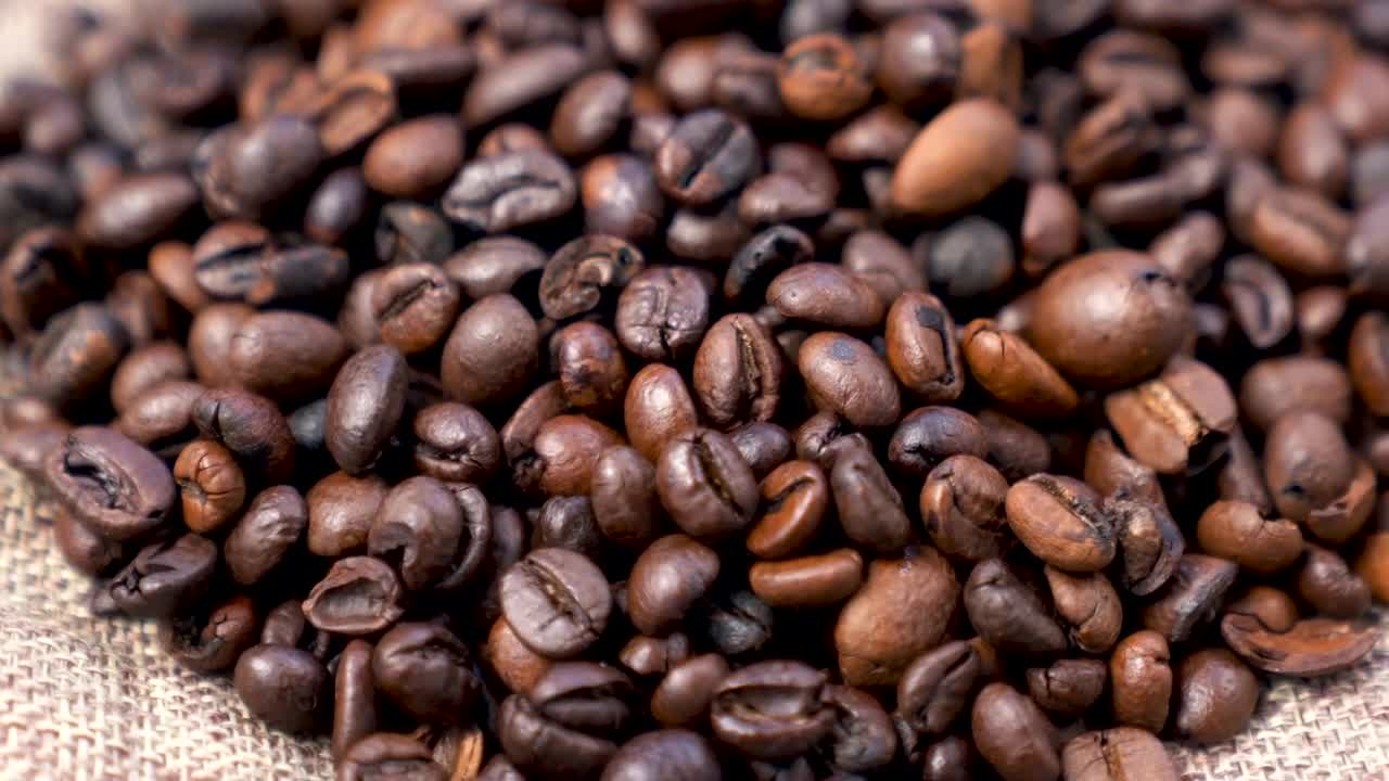 Stock Video Coffee Beans Rotating Live Wallpaper For PC - Free Download