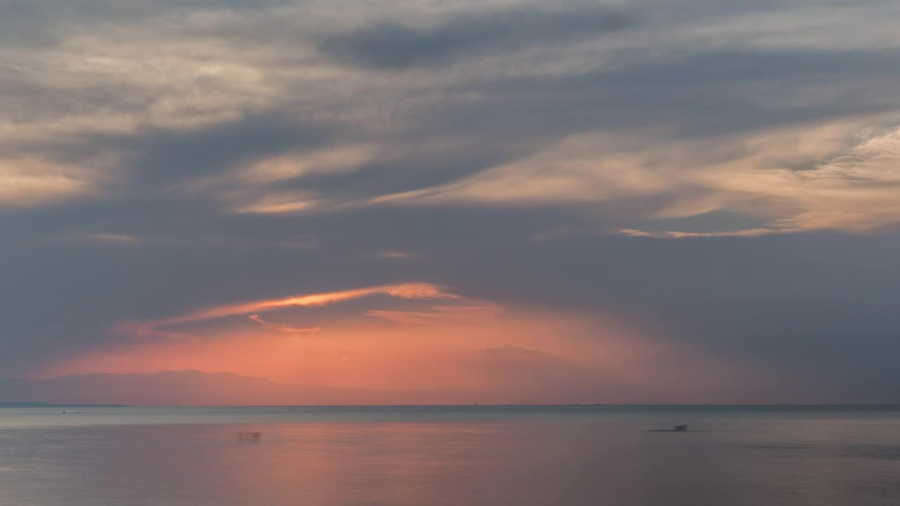 Free Video Stock sunset breaking through the clouds Live Wallpaper - Free Download