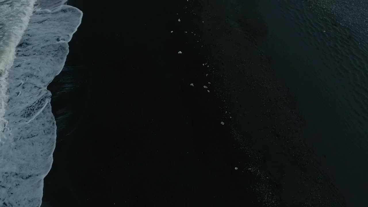 Stock Video Ice Washing Ashore Animated Wallpaper - Free Download