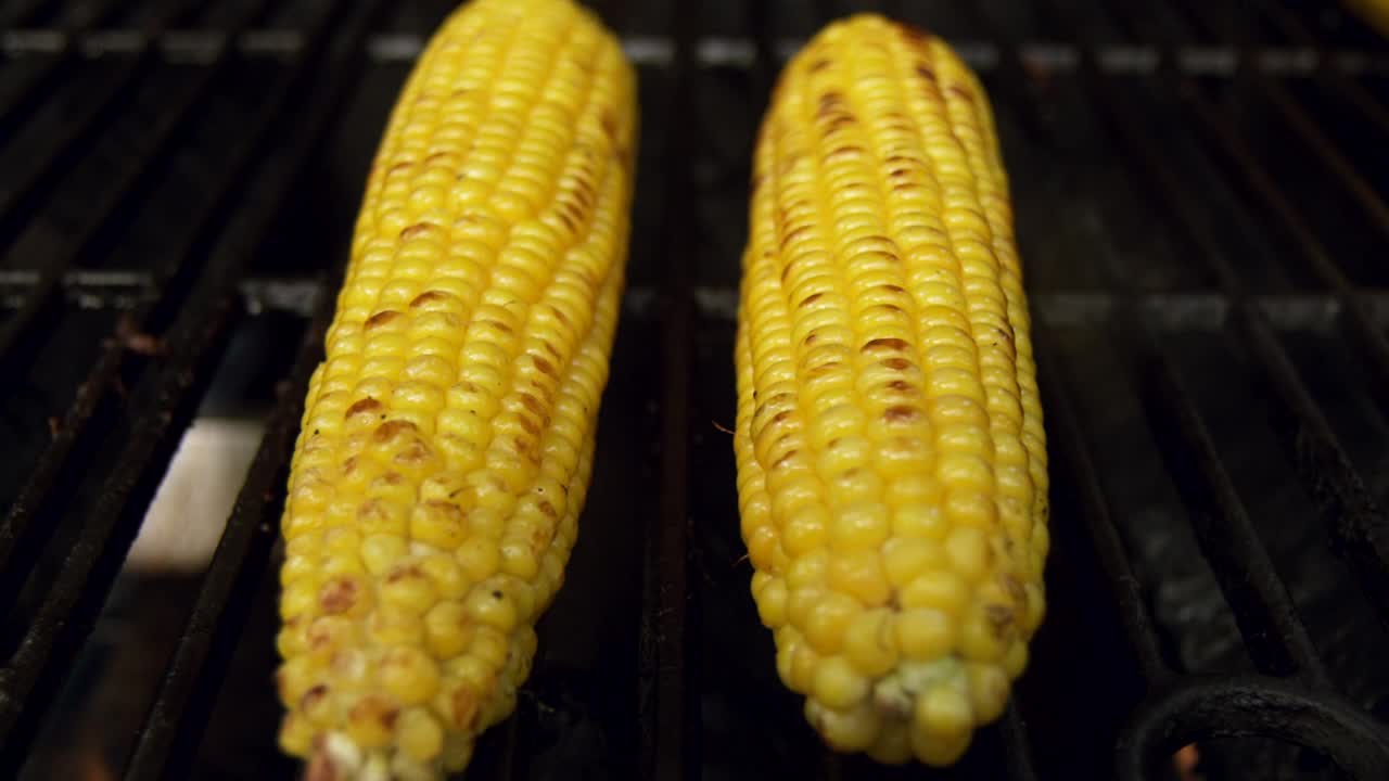 Stock Video Corn Grilled On A Bbq Live Wallpaper For PC - Free Download