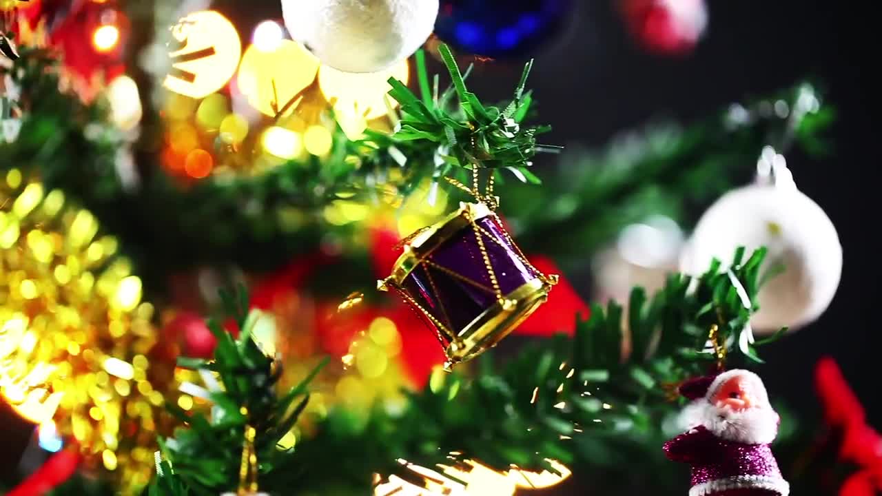 Video Stock Christmas And New Year Tree Close Up Live Wallpaper For PC - Free Download