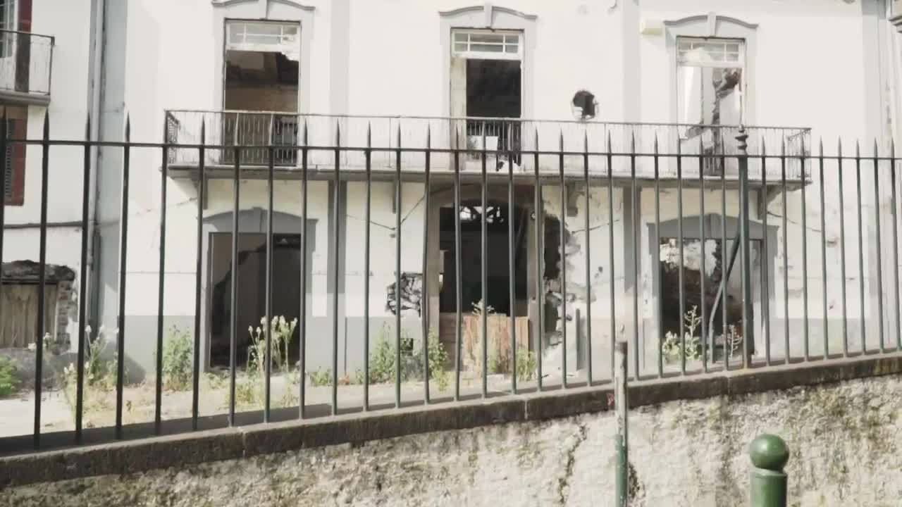 Free Stock Video Ruined Building Live Wallpaper - Free Download