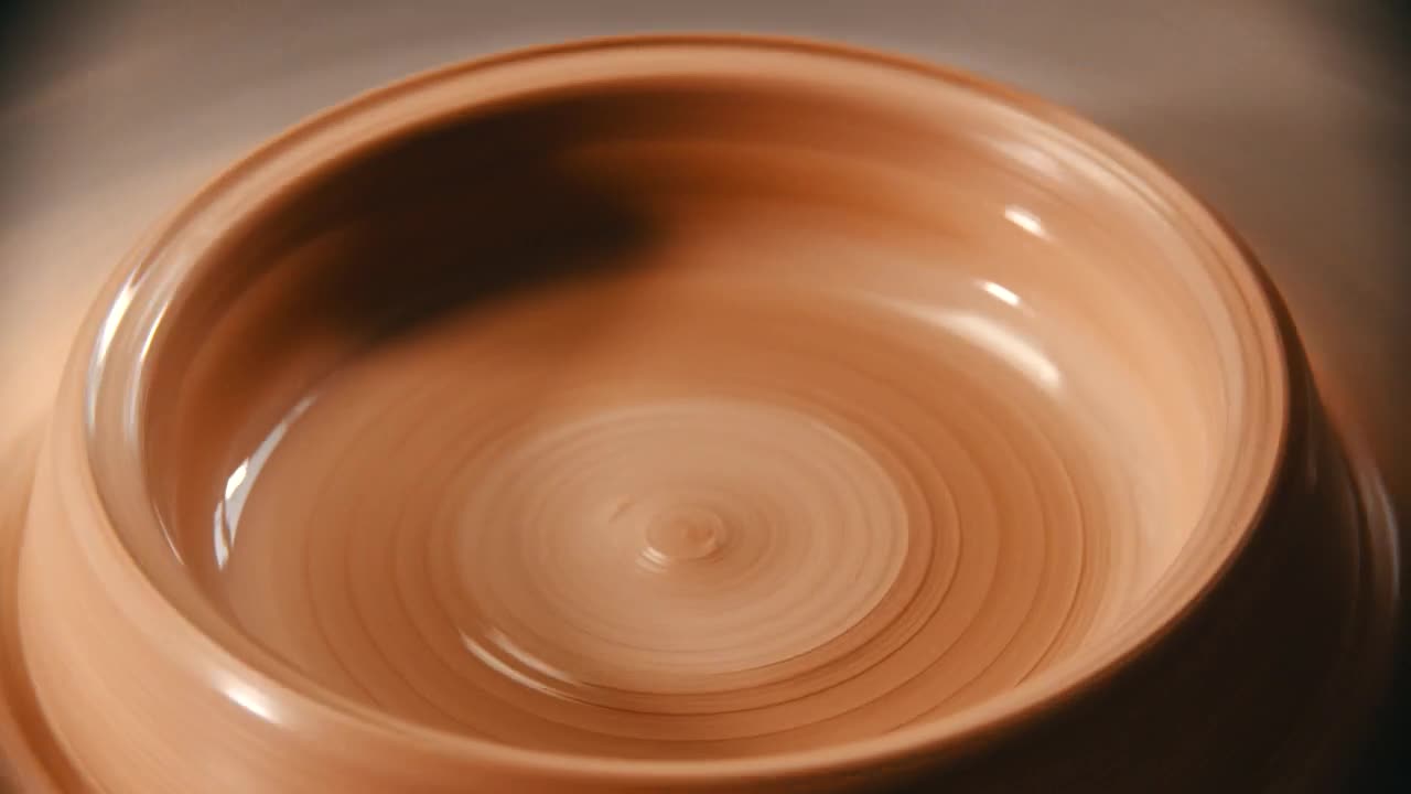 Stock Video Dripping Water Into Spinning Clay Live Wallpaper For PC - Free Download