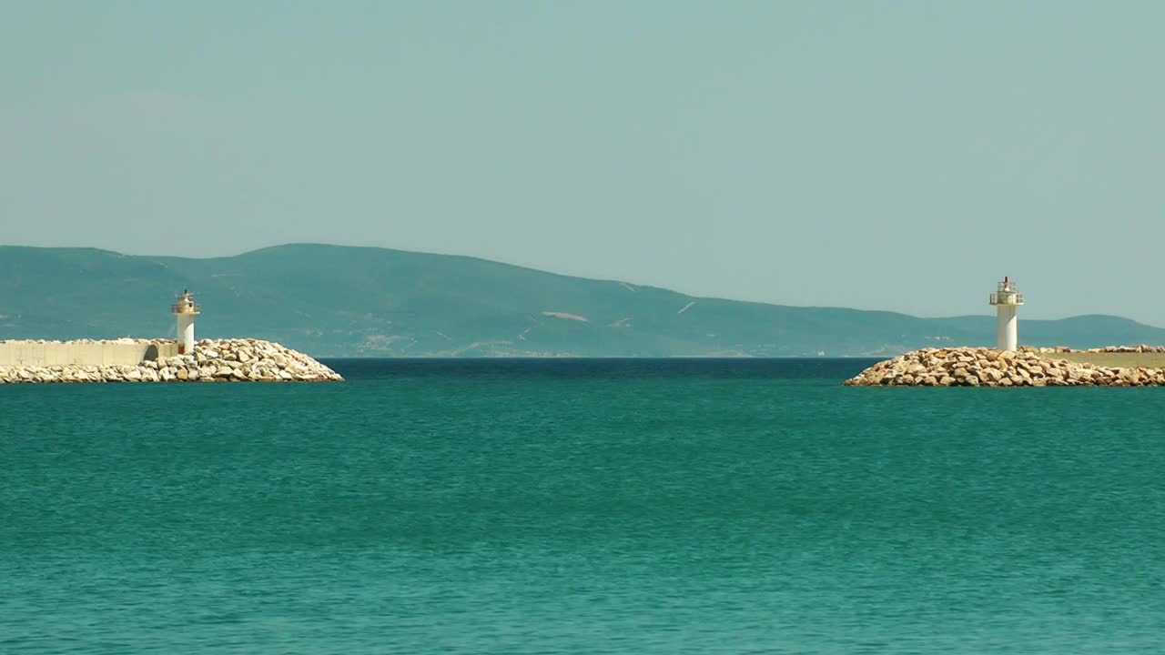 Stock Video Lighthouses And The Sea Animated Wallpaper - Free Download