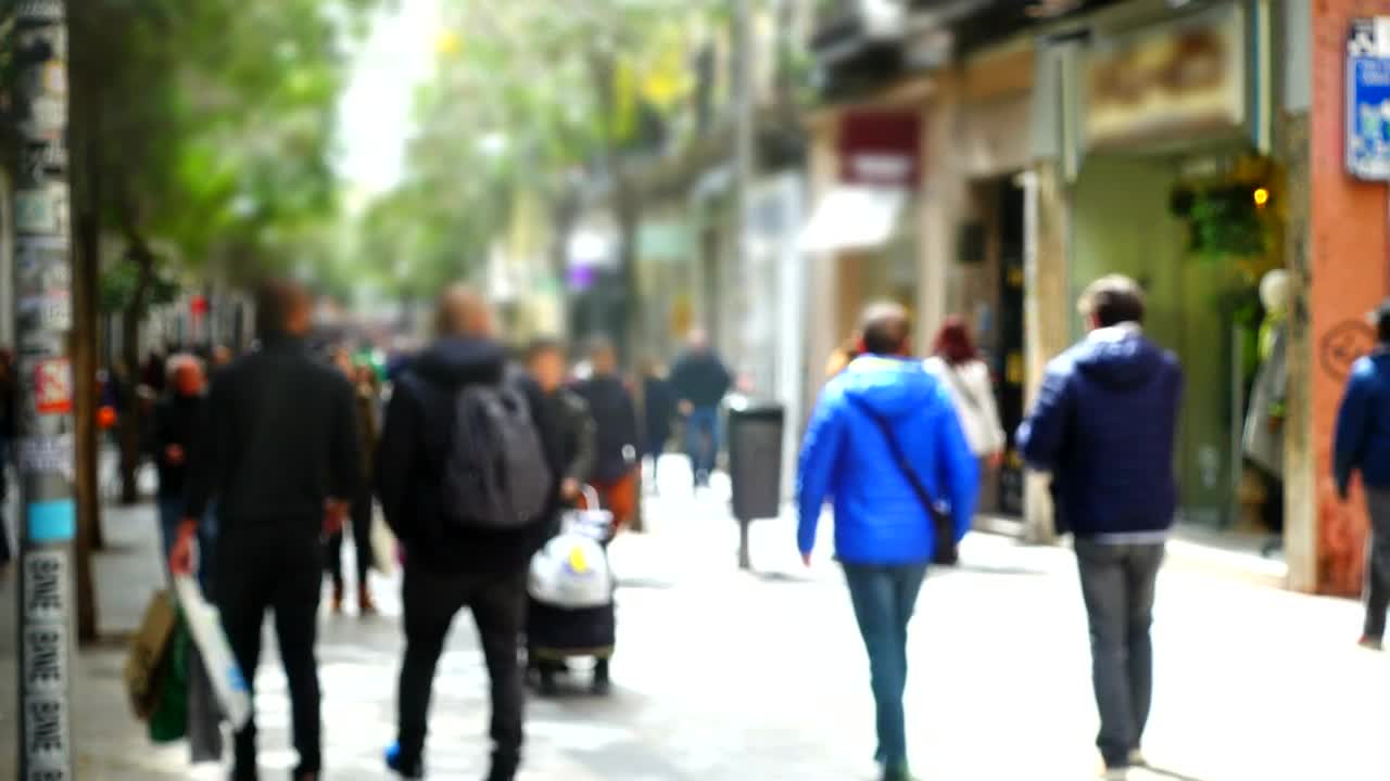 Video Stock Popular Street With Pedestrians Taking A Walk Live Wallpaper Free - Free Download