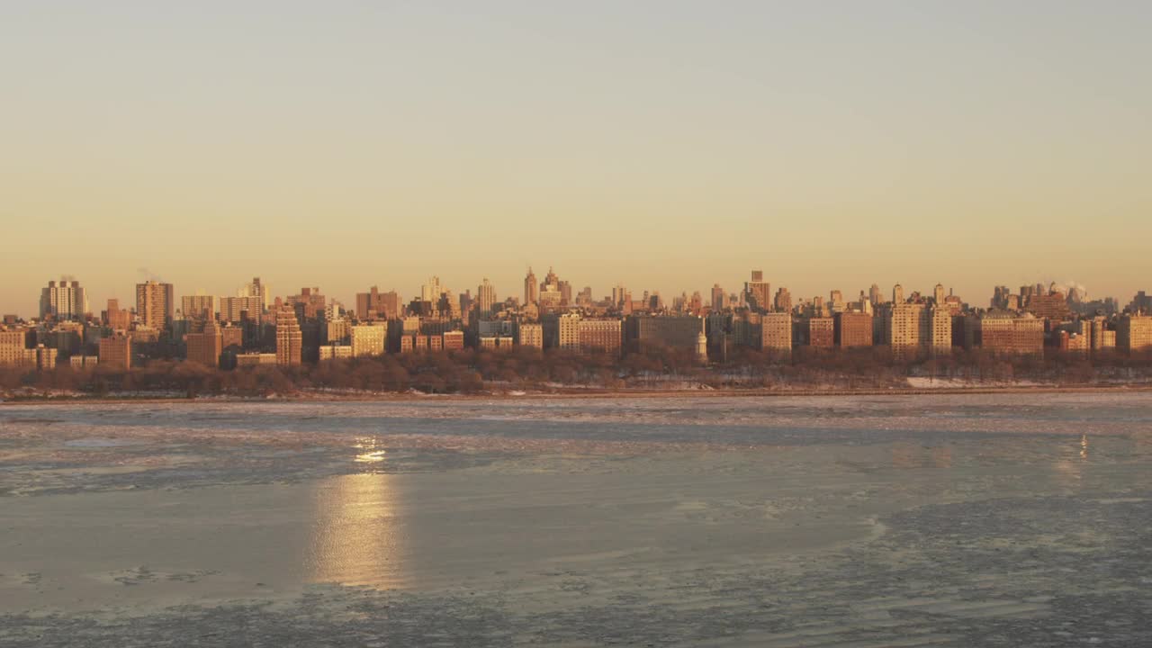 Stock Video Ice Across The Hudson River Animated Wallpaper - Free Download