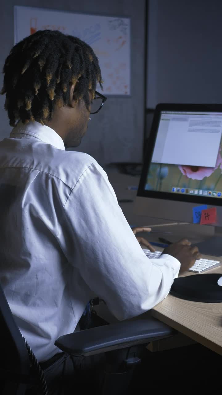 Stock Video Exhausted Man Working In An Office Overtime Live Wallpaper For PC - Free Download
