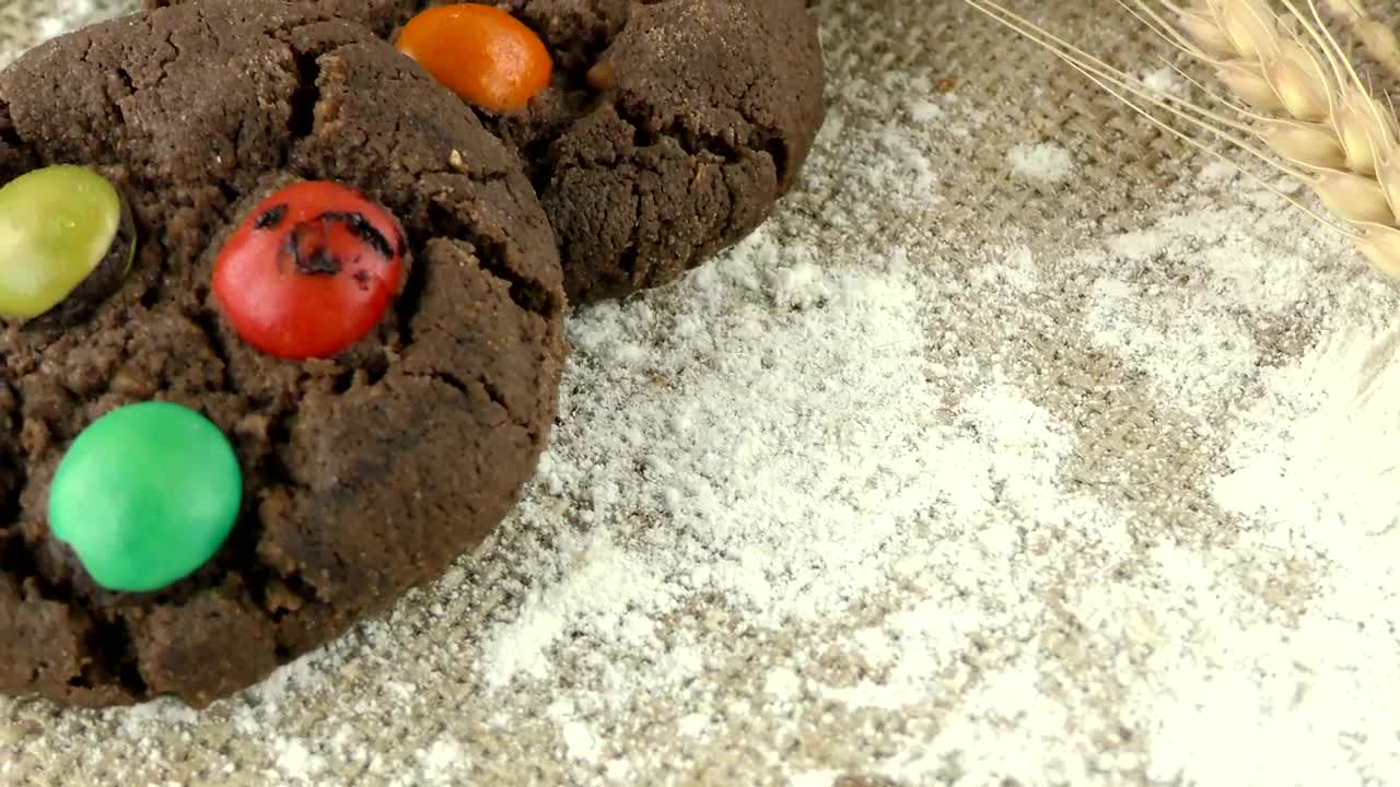 Video Stock Chocolate Chip Cookies Decorated With Colorful Candies Live Wallpaper For PC - Free Download