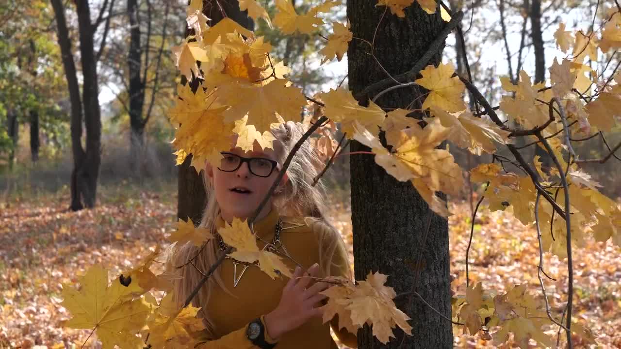Stock Video Girl Hiding Behind A Tree Live Wallpaper For PC - Free Download