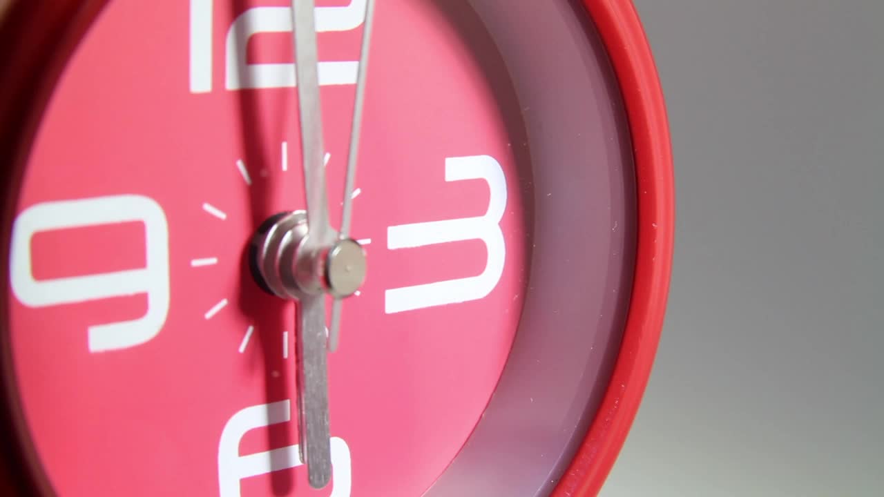 Free Stock Video Seconds Ticking On A Clock Live Wallpaper - Free Download