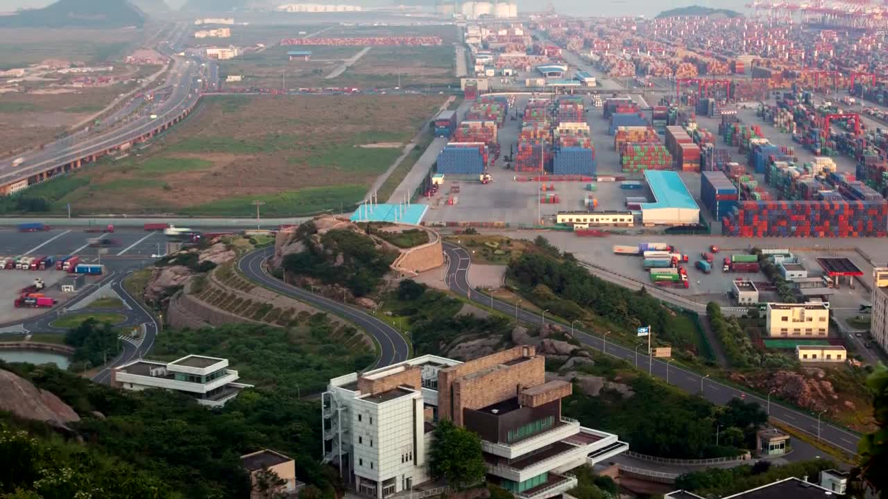 Free Stock Video Trucks Moving In A Field Of Warehouses From Above Live Wallpaper - Free Download