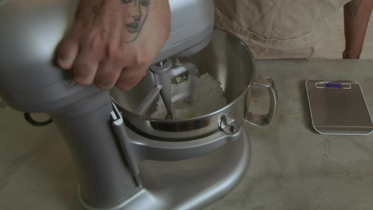 Video Stock Chef Beating A Mixture In An Electric Mixer Live Wallpaper For PC - Free Download