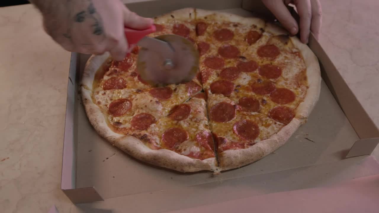 Stock Video Cutting A Pizza With A Special Slicer Live Wallpaper For PC - Free Download