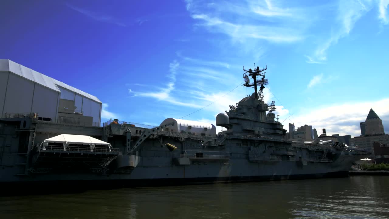 Free Video Stock the uss intrepid in port Live Wallpaper - Free Download