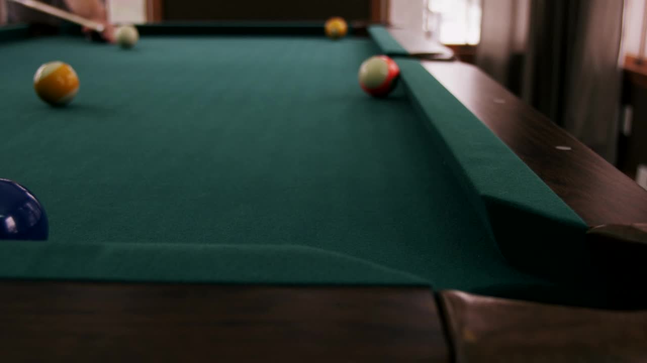 Video Stock Potting Stripes On A Pool Table Live Wallpaper Free - Free Download