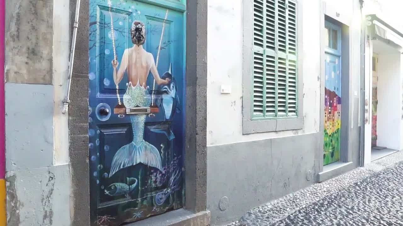 Stock Video Mural Art At The Doors Live Wallpaper - Free Download