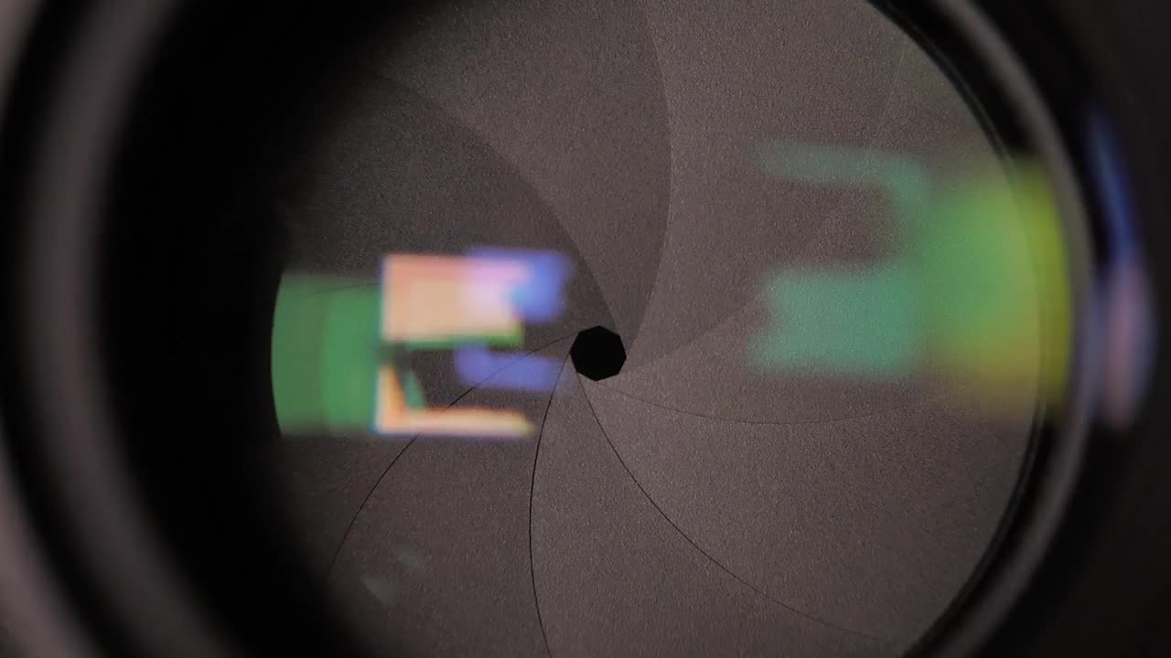 Video Stock Camera Lens In Motion Live Wallpaper For PC - Free Download
