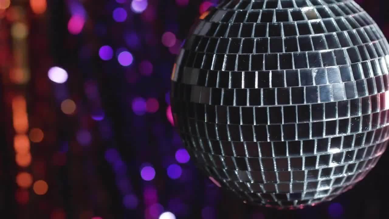 Free Video Stock Spin And Twist Transition Live Wallpaper - Free Download