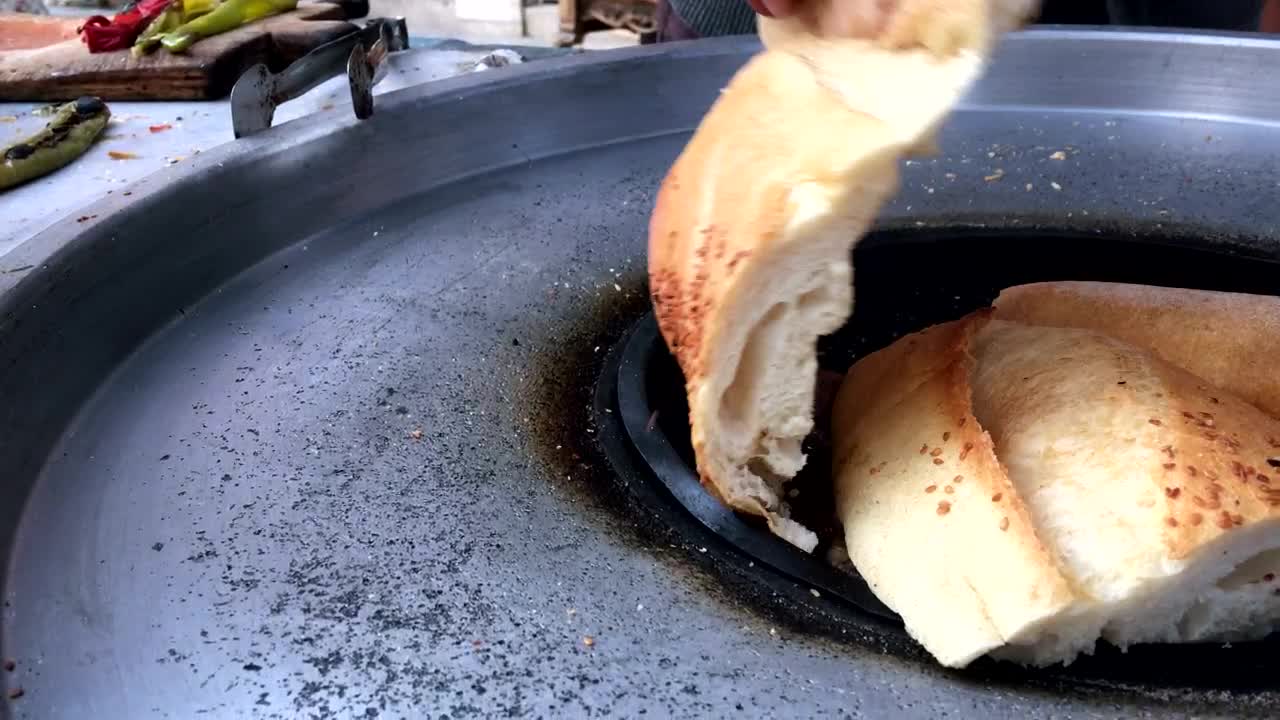 Stock Video Person Cooking Beef With Bread Live Wallpaper - Free Download