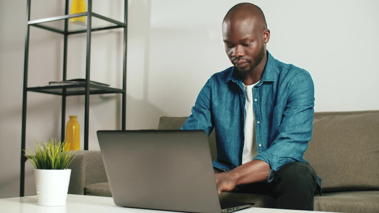 Stock Video Man Working On His Laptop Remotel Animated Wallpaper - Free Download
