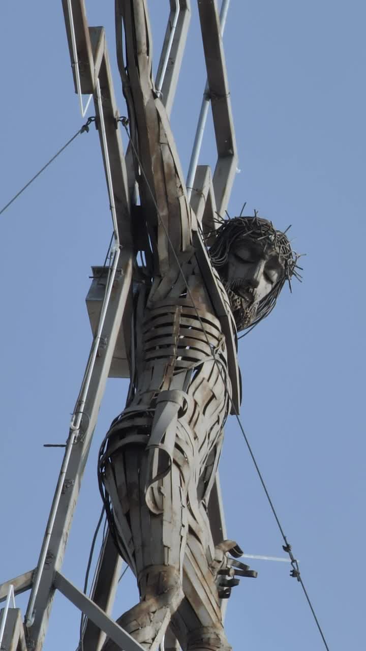 Stock Video Metal Sculpture Of A Crucified Jesus Chris Animated Wallpaper - Free Download