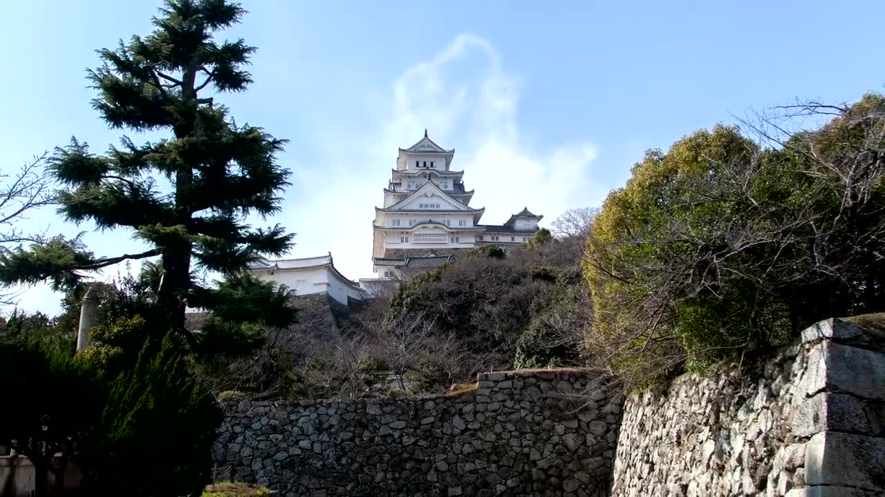 Stock Video Japanese White Building High Up Seen From Below Animated Wallpaper - Free Download